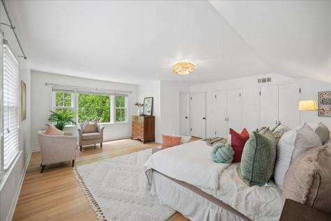 712 Juniper Road Glenview IL 60025