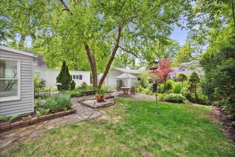 712 Juniper Road Glenview IL 60025