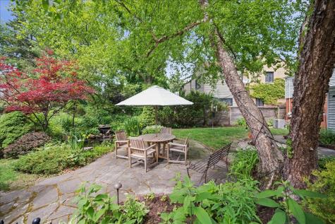 712 Juniper Road Glenview IL 60025