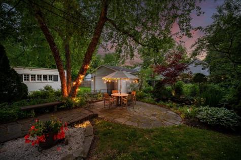 712 Juniper Road Glenview IL 60025