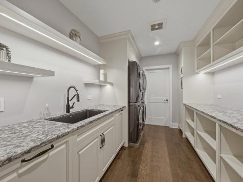 2323 West Fairview Avenue Johnsburg IL 60051