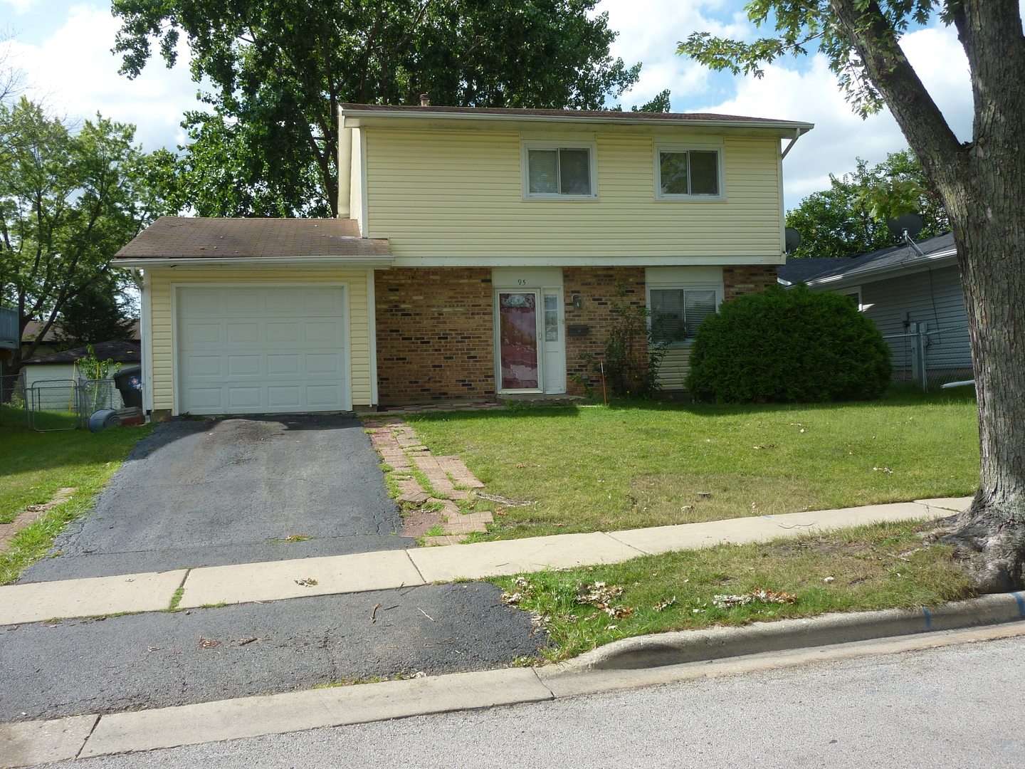 95 West Wrightwood Avenue Glendale Heights IL 60139