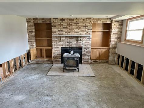 863 Pleasant Street Woodstock IL 60098