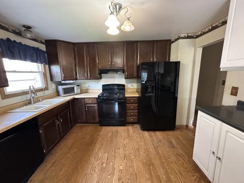 863 Pleasant Street Woodstock IL 60098