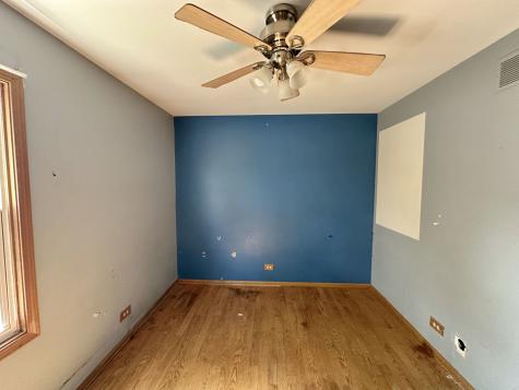 863 Pleasant Street Woodstock IL 60098
