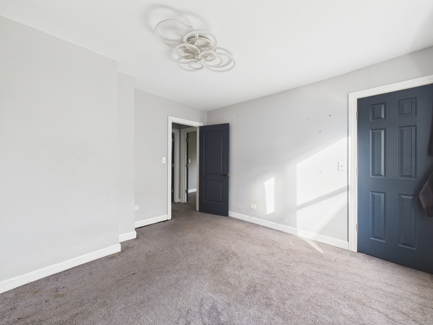 12039 South Yale Avenue Chicago IL 60628