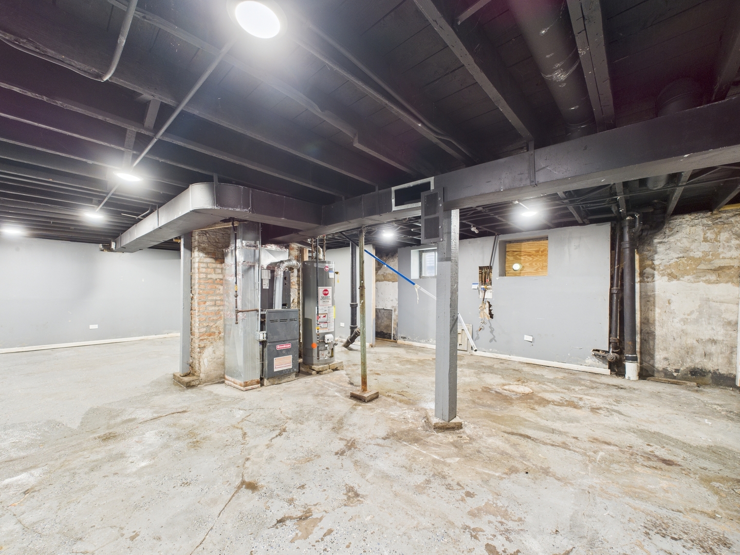 12039 South Yale Avenue Chicago IL 60628