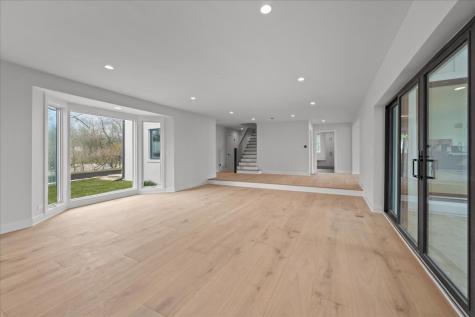 22 Lakeview Terrace Highland Park IL 60035