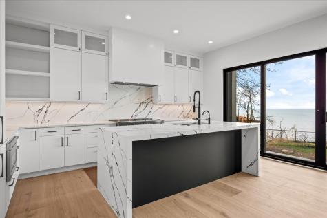 22 Lakeview Terrace Highland Park IL 60035