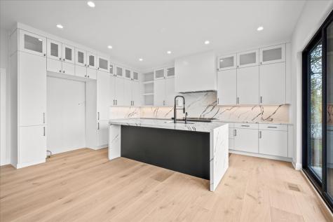 22 Lakeview Terrace Highland Park IL 60035