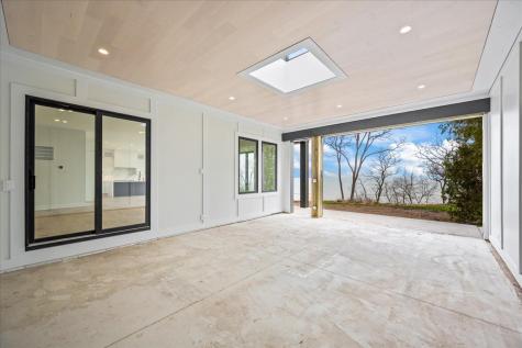 22 Lakeview Terrace Highland Park IL 60035