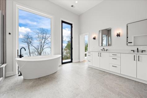 22 Lakeview Terrace Highland Park IL 60035