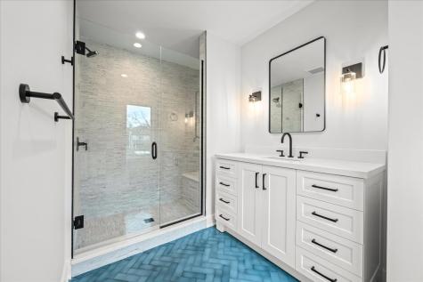 22 Lakeview Terrace Highland Park IL 60035