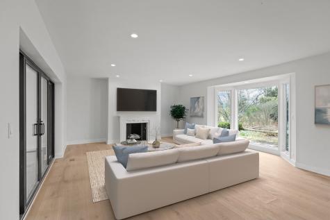 22 Lakeview Terrace Highland Park IL 60035