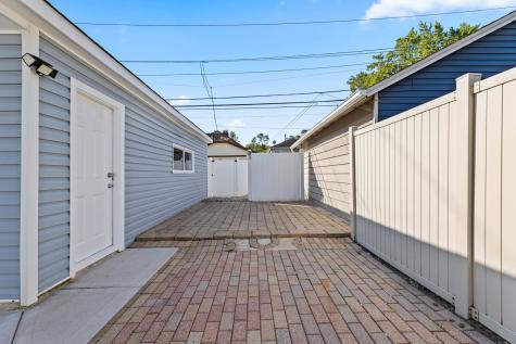 243 Waltham Street Calumet City IL 60409