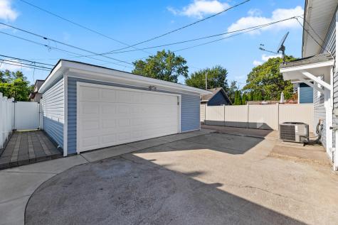243 Waltham Street Calumet City IL 60409
