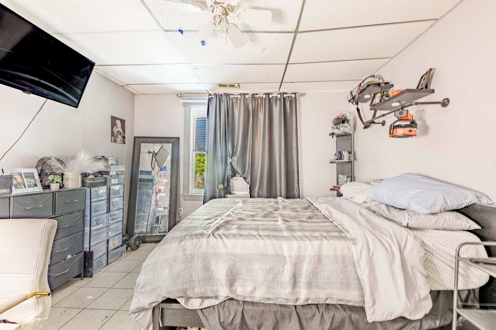 5948 South Throop Street Chicago IL 60636