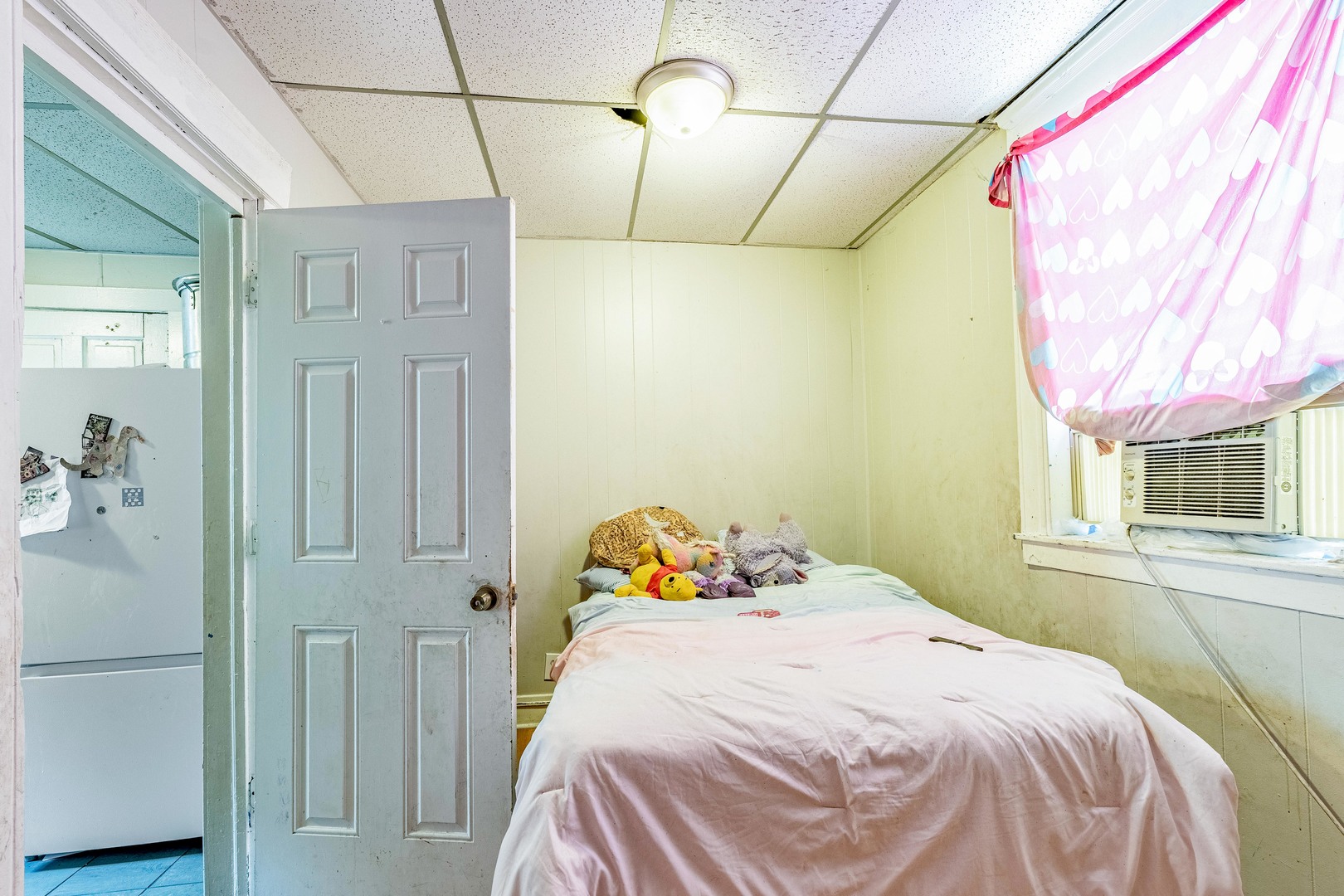 5948 South Throop Street Chicago IL 60636