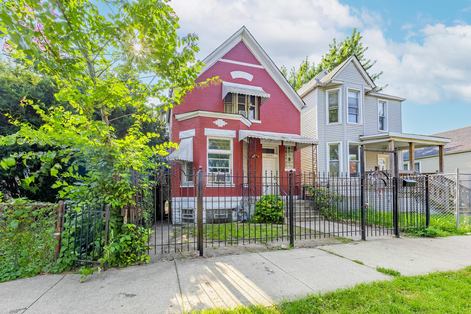 5948 South Throop Street Chicago IL 60636
