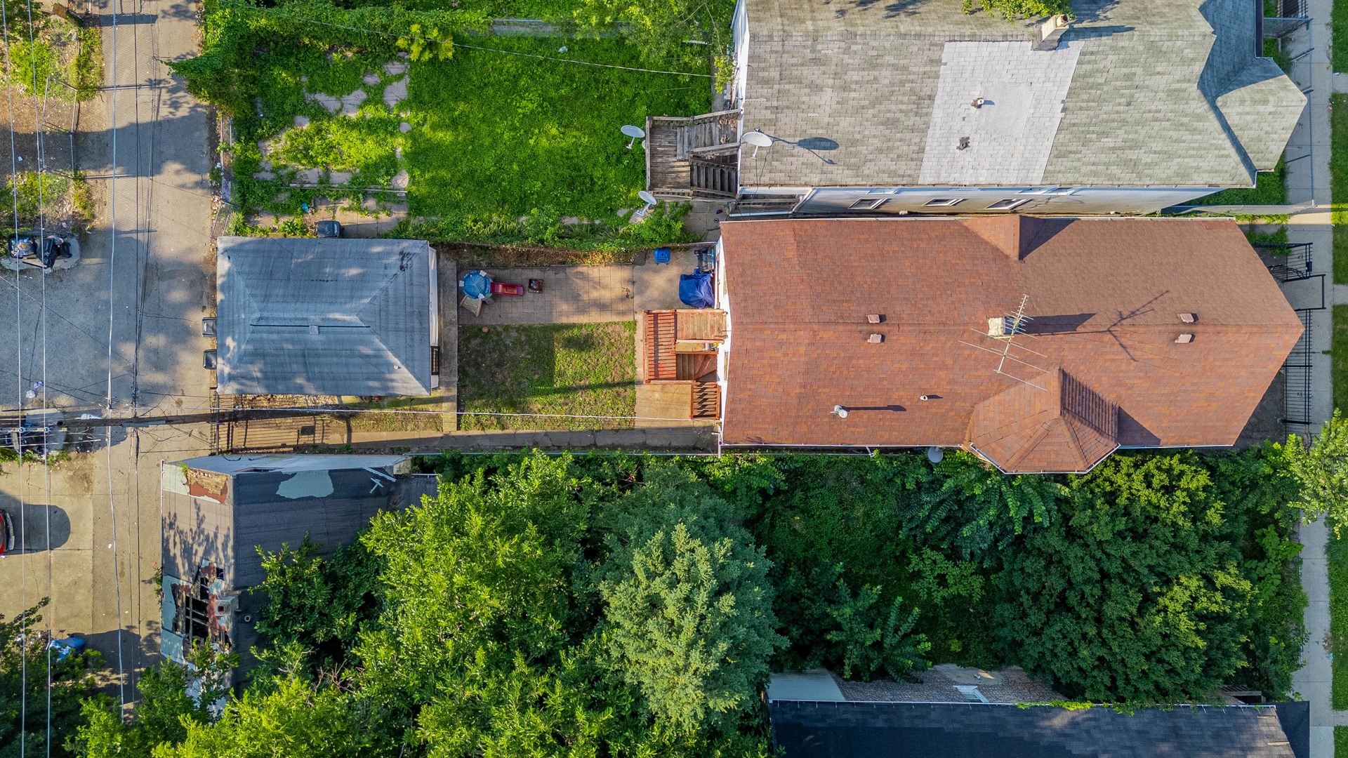 5948 South Throop Street Chicago IL 60636