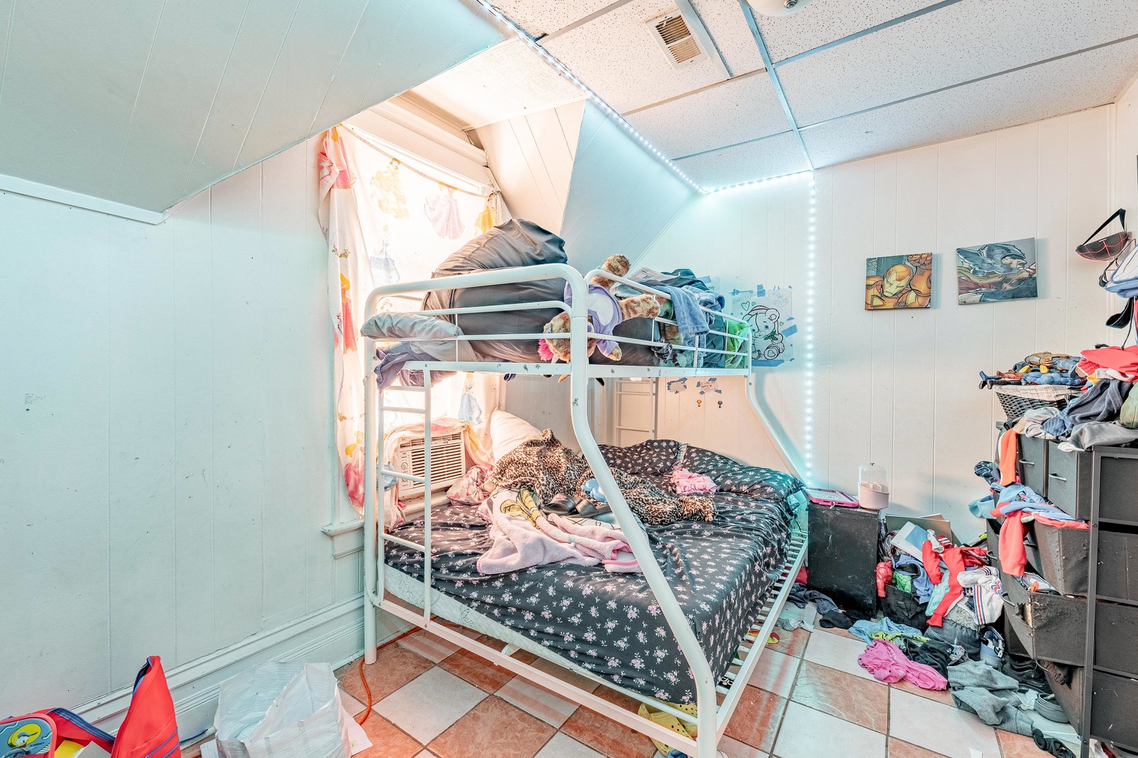 5948 South Throop Street Chicago IL 60636