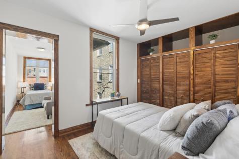 968 West Cuyler Avenue Chicago IL 60613