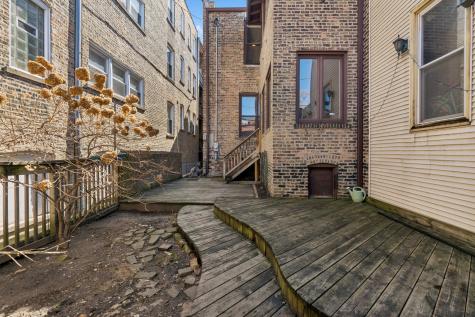 968 West Cuyler Avenue Chicago IL 60613