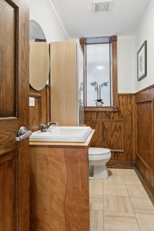 968 West Cuyler Avenue Chicago IL 60613