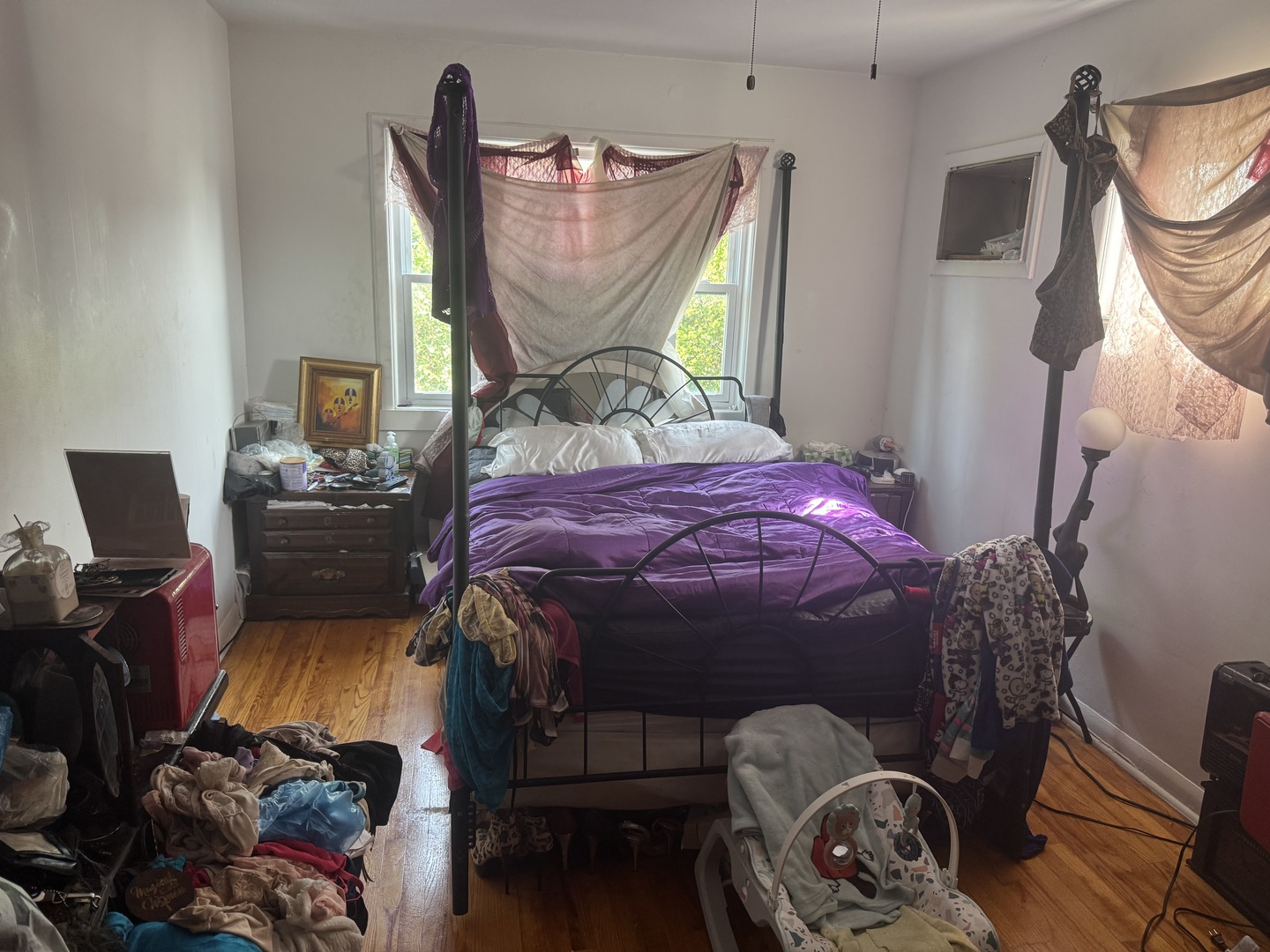 7845 South Yates Boulevard Chicago IL 60649