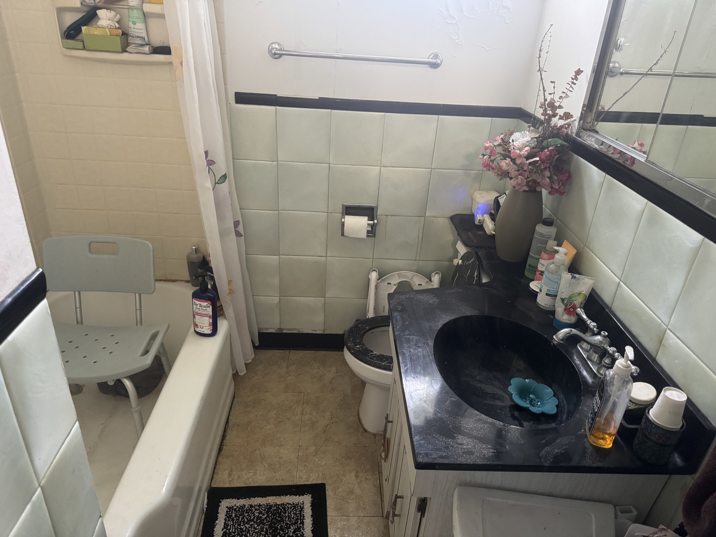 7845 South Yates Boulevard Chicago IL 60649