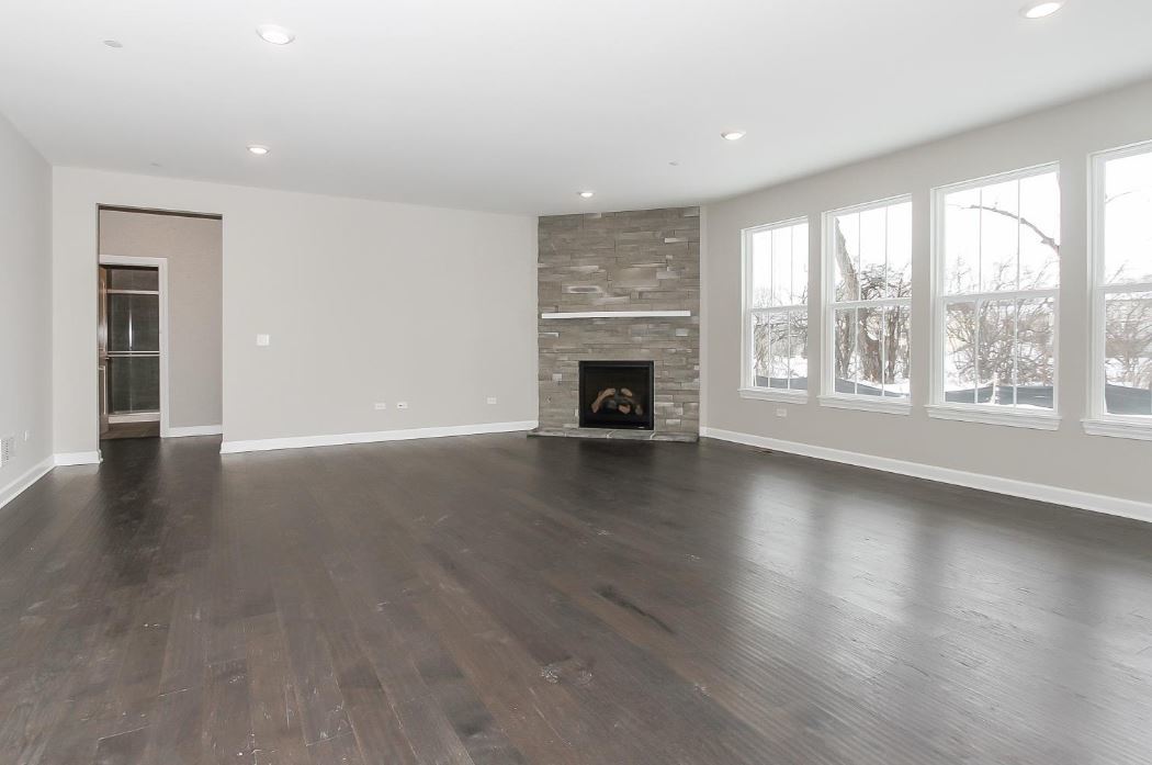 130 39TH Street Downers Grove IL 60515