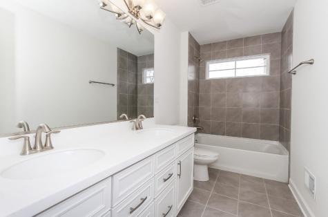 130 39TH Street Downers Grove IL 60515