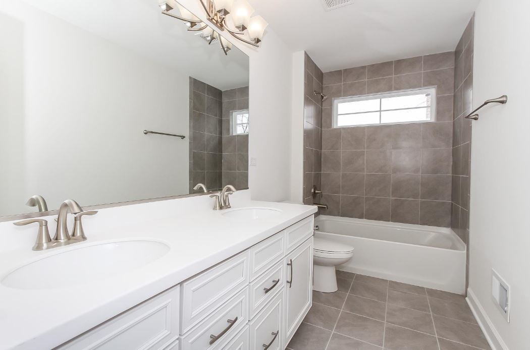 130 39TH Street Downers Grove IL 60515