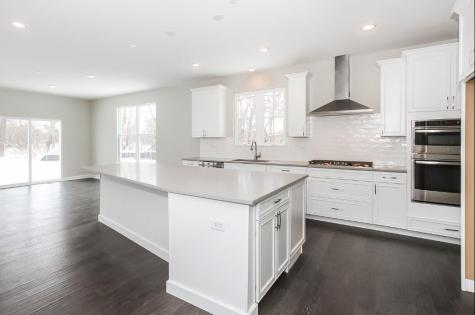130 39TH Street Downers Grove IL 60515