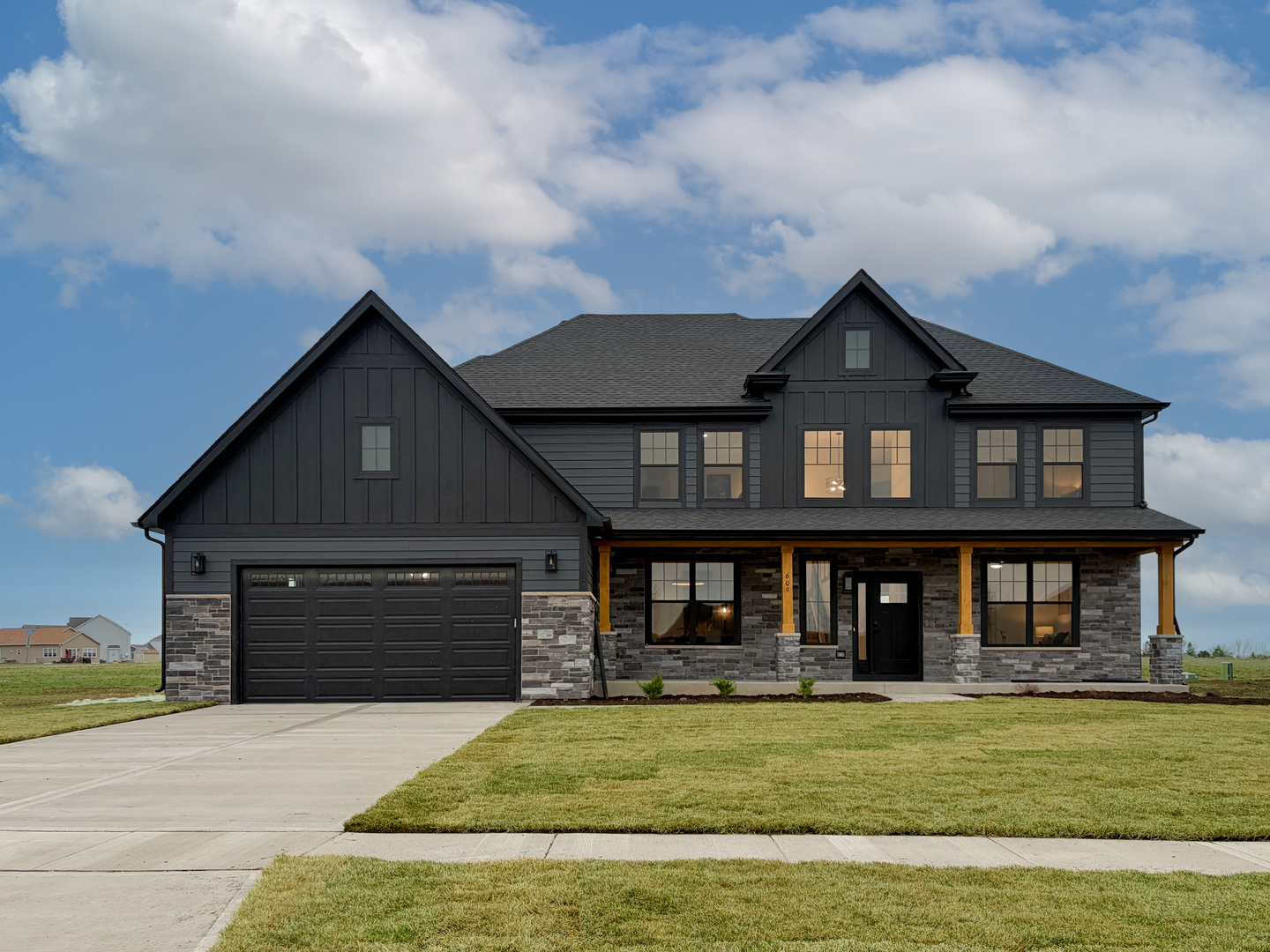609 Zagreb Avenue Sycamore IL 60178