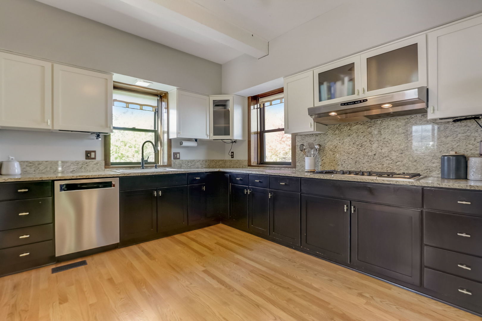 835 North Ellsworth Street Naperville IL 60563