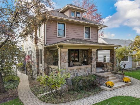 835 North Ellsworth Street Naperville IL 60563