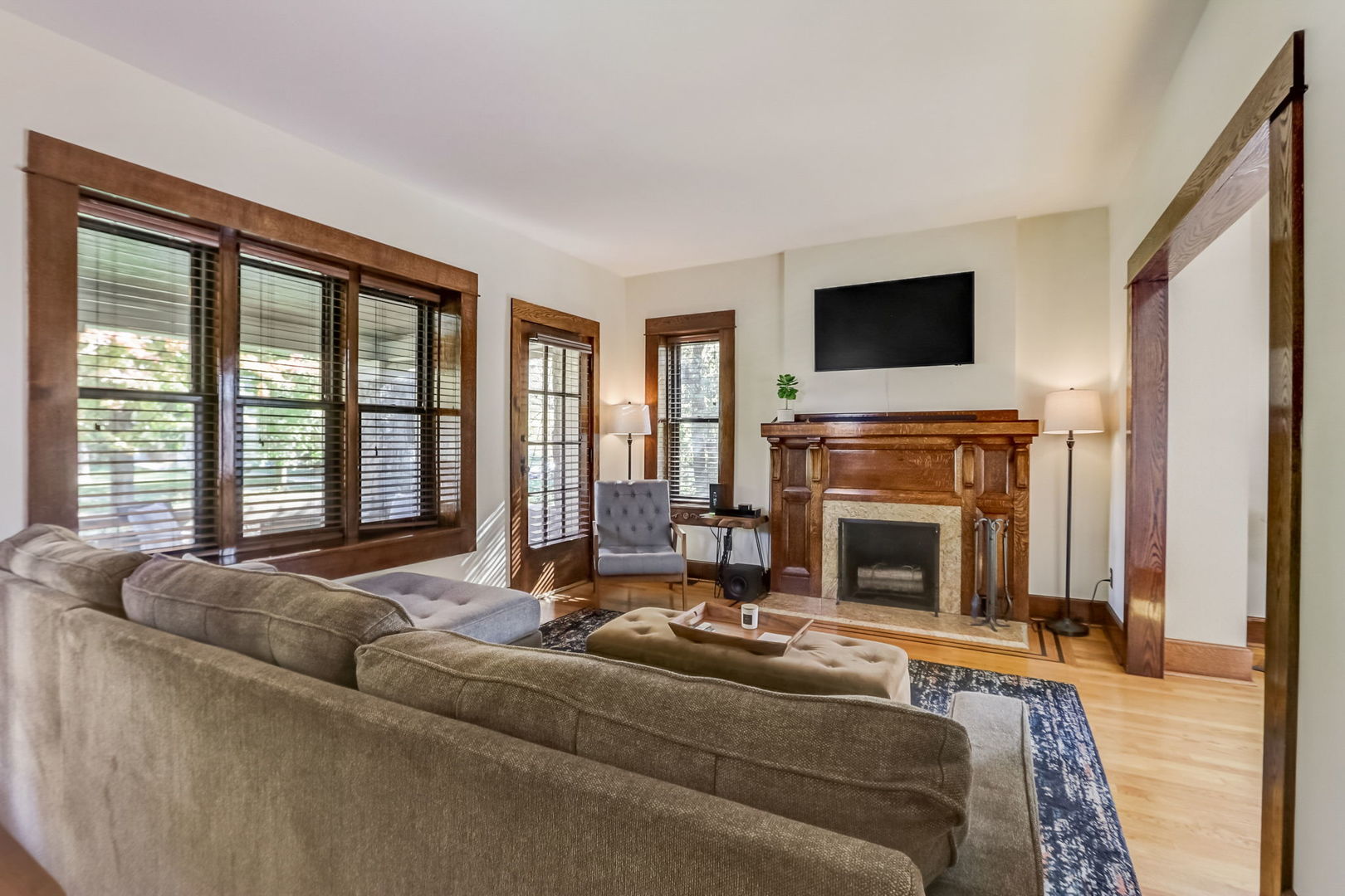 835 North Ellsworth Street Naperville IL 60563