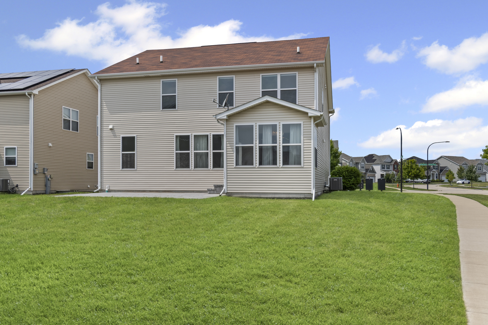 2404 Coastal Sage Court Naperville IL 60563