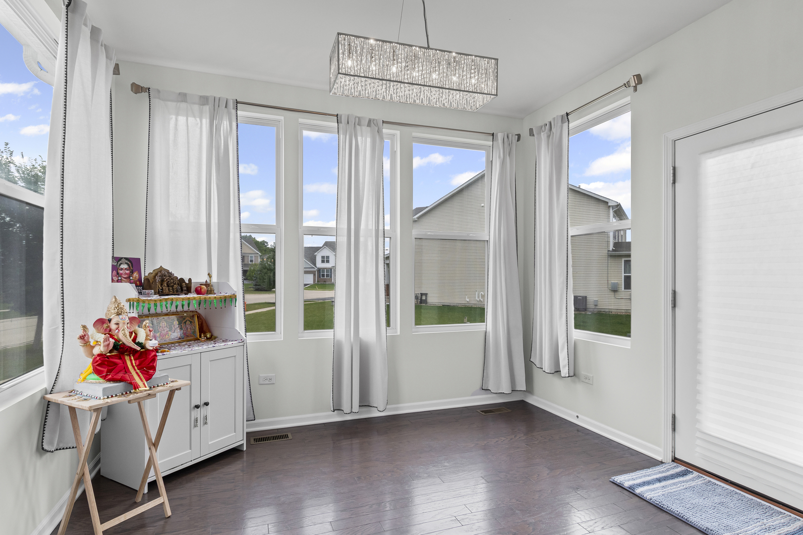 2404 Coastal Sage Court Naperville IL 60563