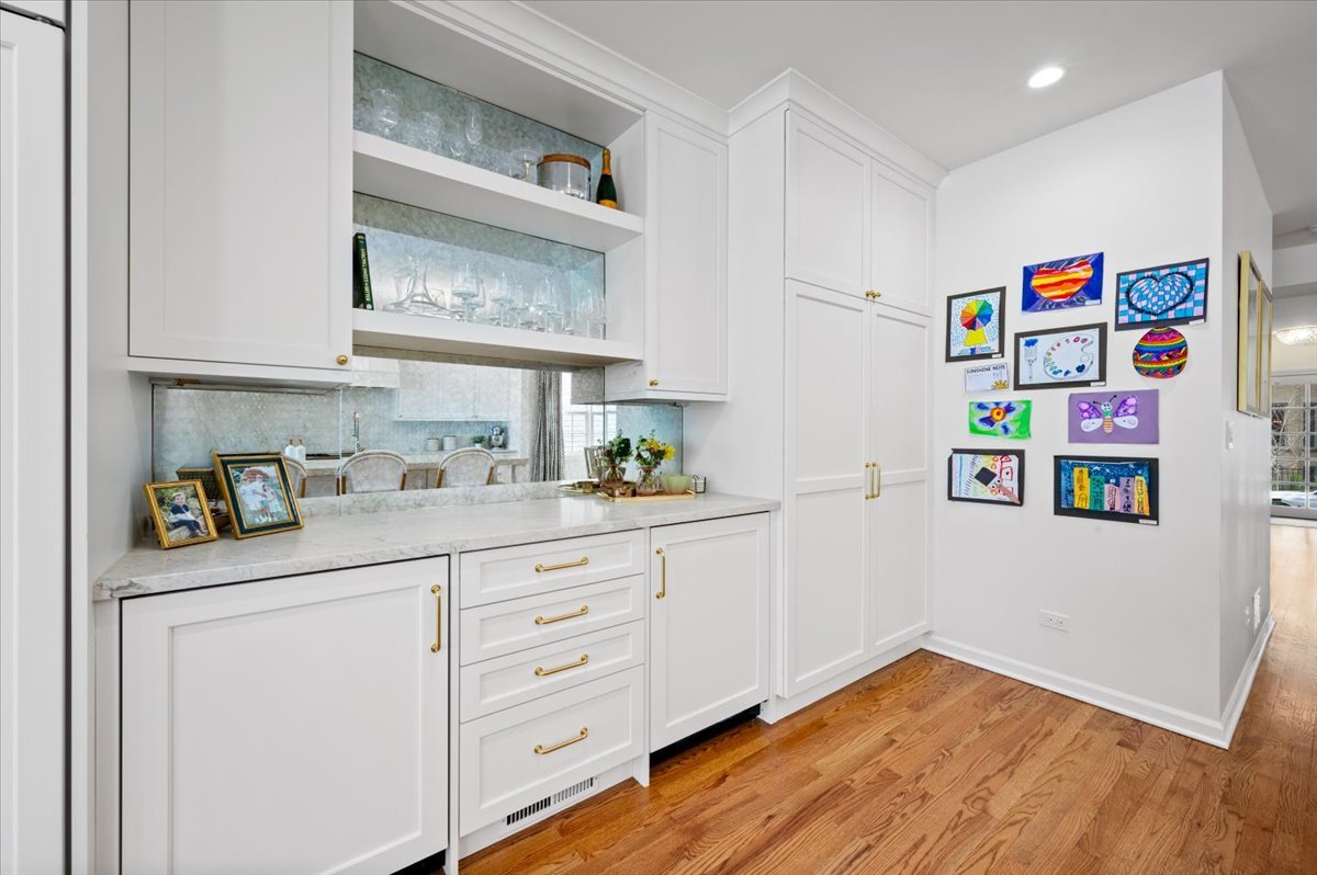 2748 North Kenmore Avenue Chicago IL 60614