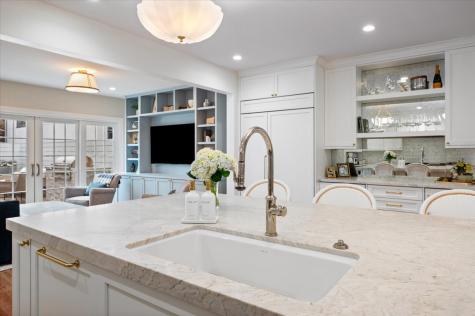 2748 North Kenmore Avenue Chicago IL 60614