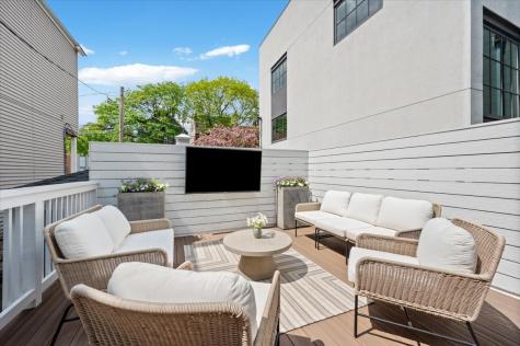 2748 North Kenmore Avenue Chicago IL 60614