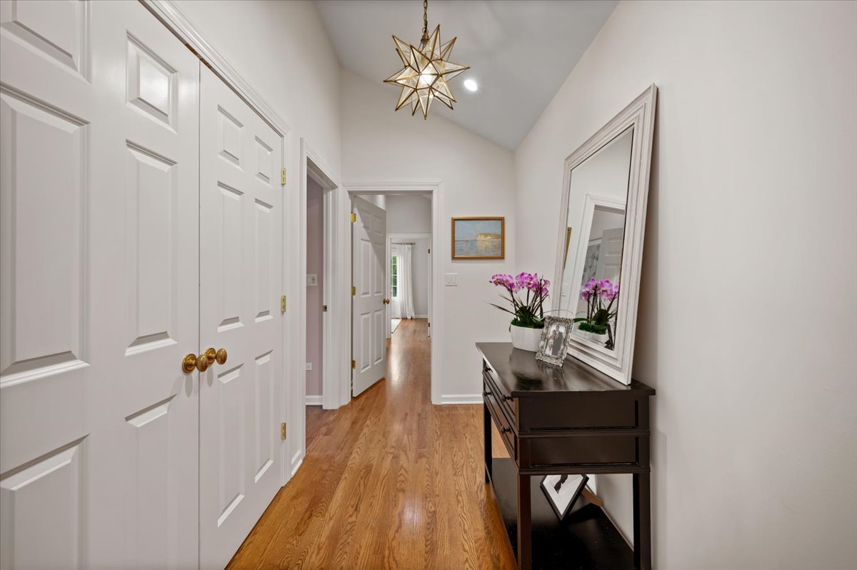 2748 North Kenmore Avenue Chicago IL 60614