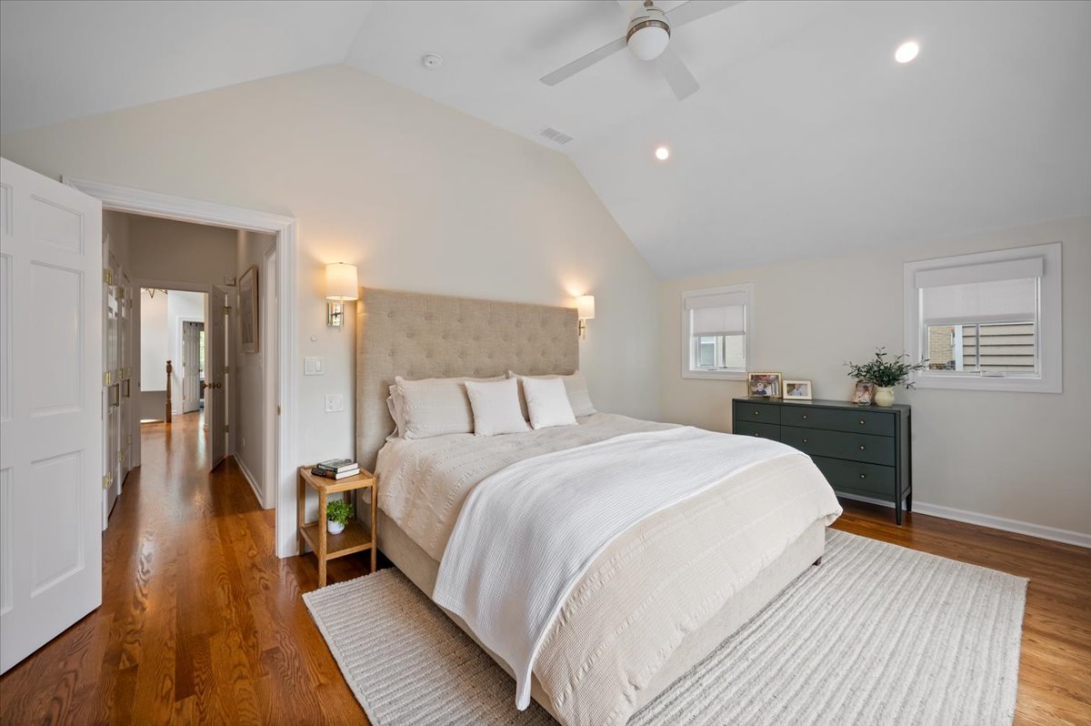 2748 North Kenmore Avenue Chicago IL 60614