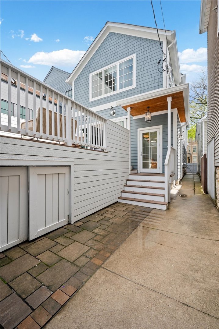 2748 North Kenmore Avenue Chicago IL 60614