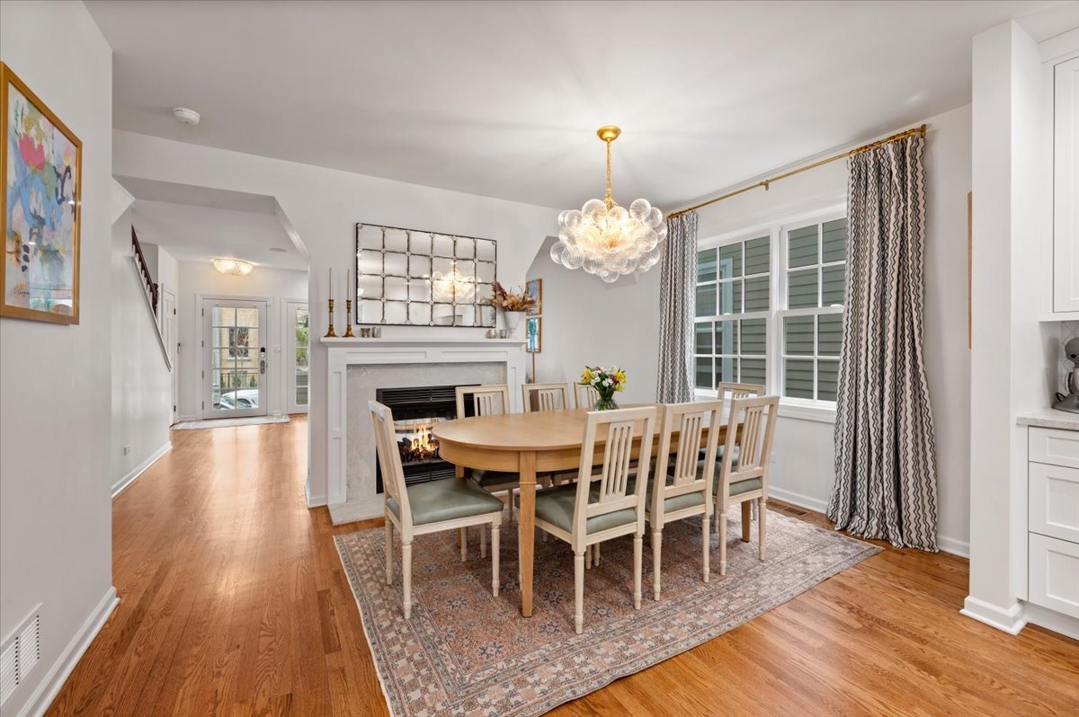 2748 North Kenmore Avenue Chicago IL 60614