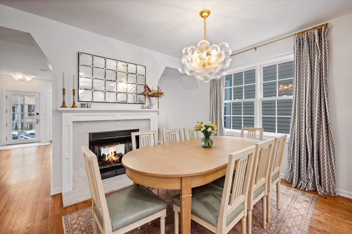 2748 North Kenmore Avenue Chicago IL 60614