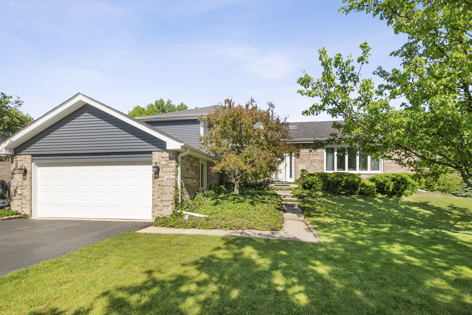 15581 Frances Lane Orland Park IL 60462