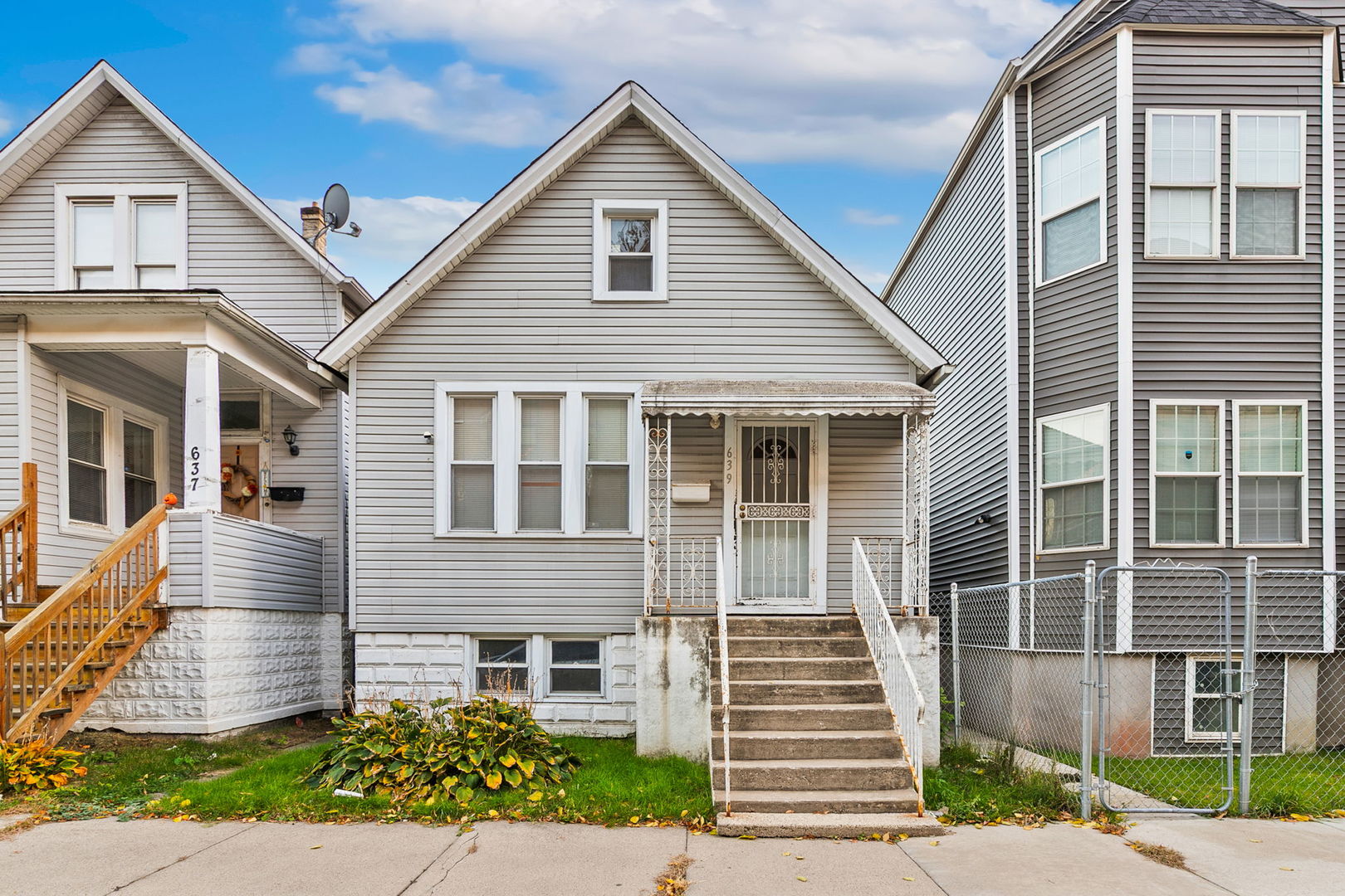 639 West 48th Street Chicago IL 60609